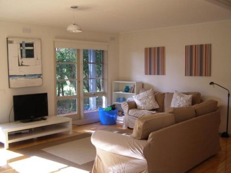 9 Lohr  Avenue INVERLOCH 3996, Inverloch VIC 3996