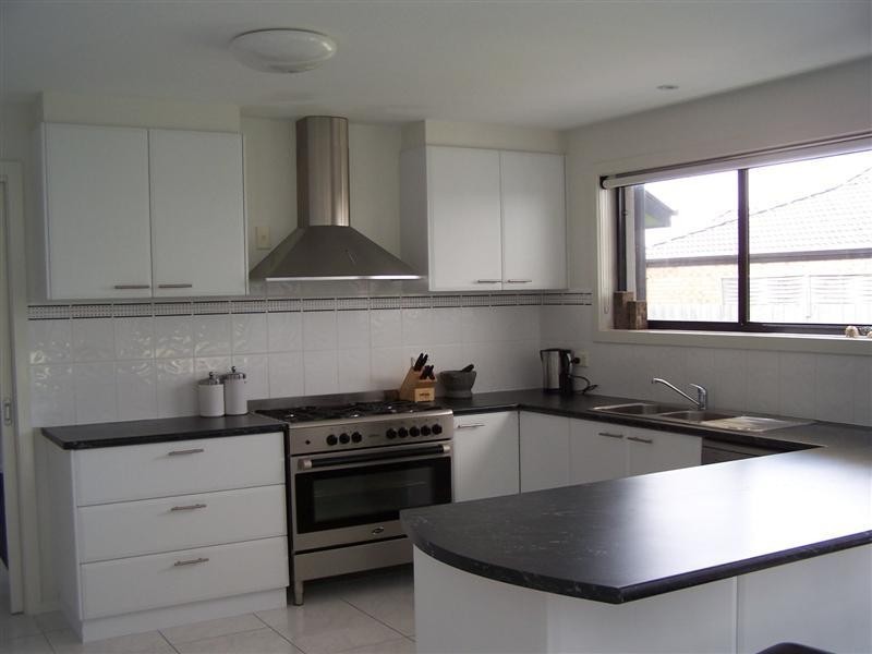 8 Royal Parade INVERLOCH 3996, Inverloch VIC 3996