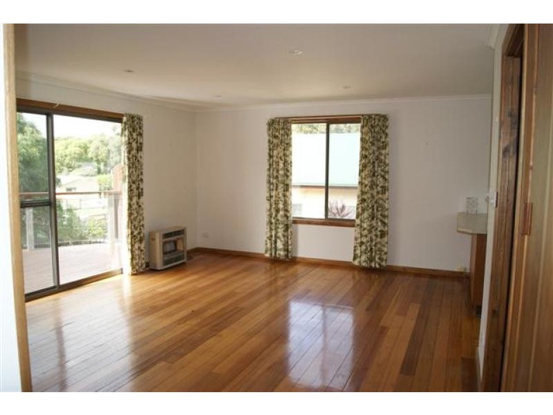 2  Hamilton  Street INVERLOCH 3996, Inverloch VIC 3996