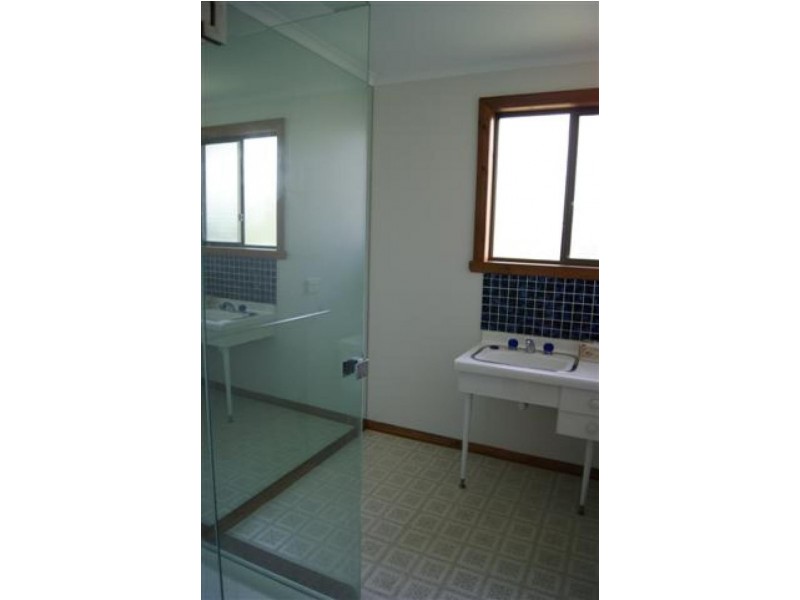 2  Hamilton  Street INVERLOCH 3996, Inverloch VIC 3996