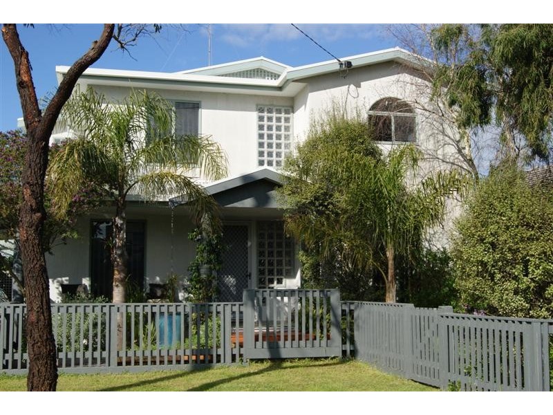 2b Pier Road INVERLOCH 3996, Inverloch VIC 3996