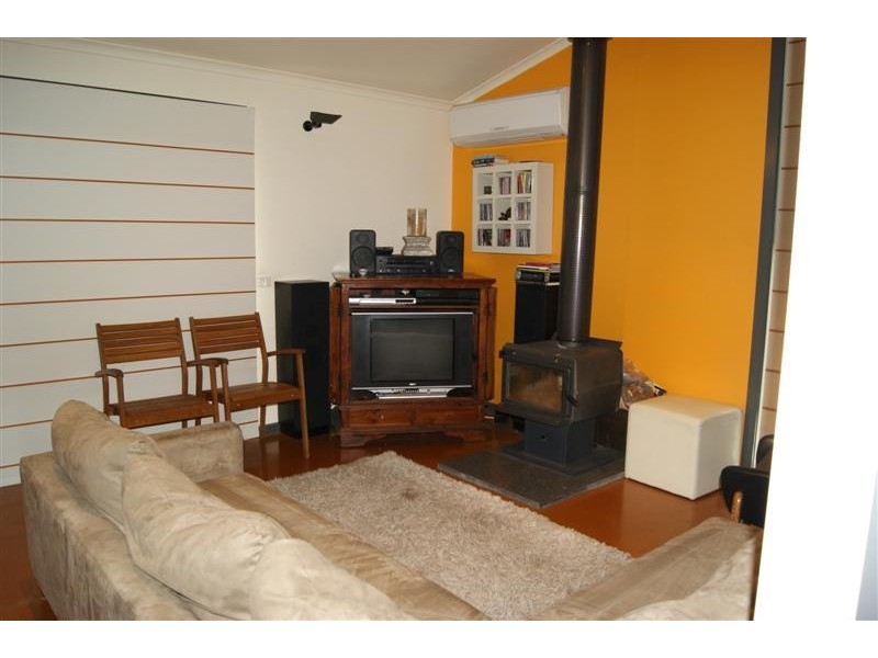 4 Louisa Court INVERLOCH 3996, Inverloch VIC 3996