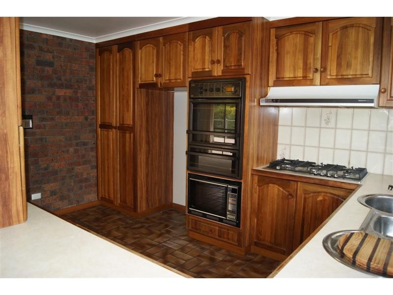 144 Surf Parade INVERLOCH 3996, Inverloch VIC 3996
