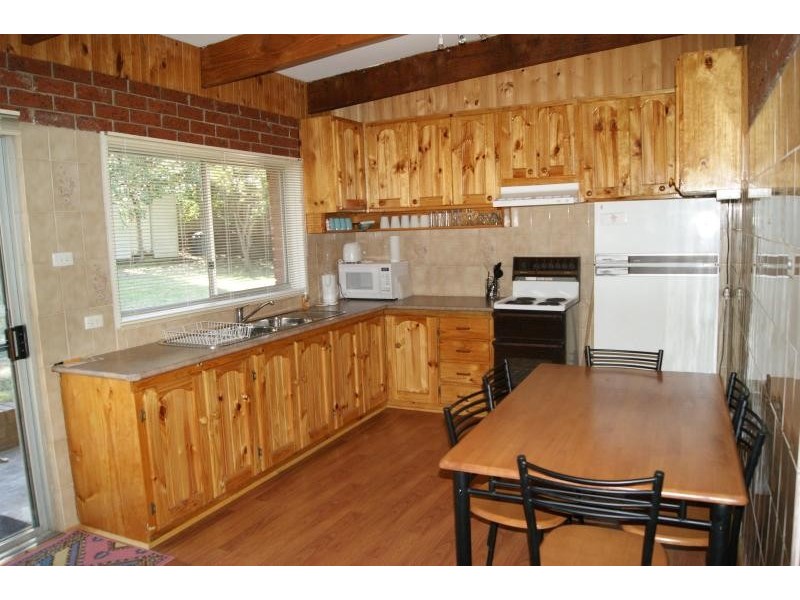 23 Beilby  Avenue INVERLOCH 3996, Inverloch VIC 3996