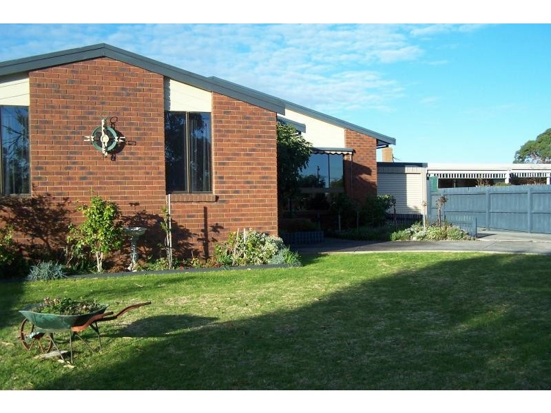 21 Youll Grove INVERLOCH 3996, Inverloch VIC 3996
