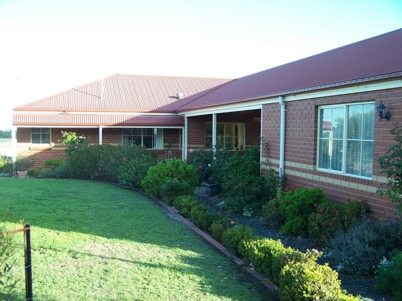 135 Gravel Pit Road INVERLOCH 3996, Inverloch VIC 3996
