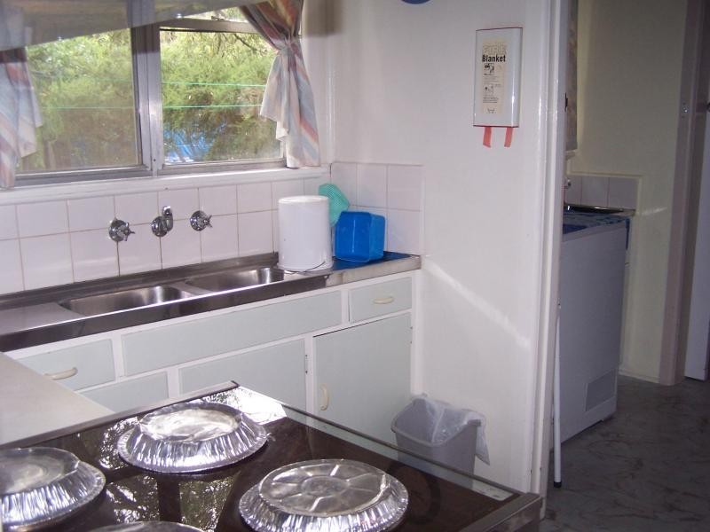 4 Ebor Avenue INVERLOCH 3996, Inverloch VIC 3996