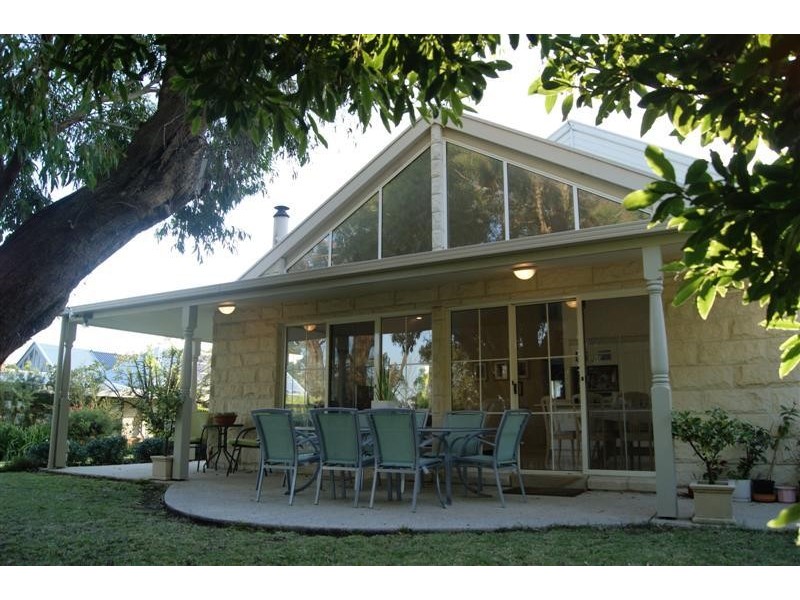 6 Western Street INVERLOCH 3996, Inverloch VIC 3996