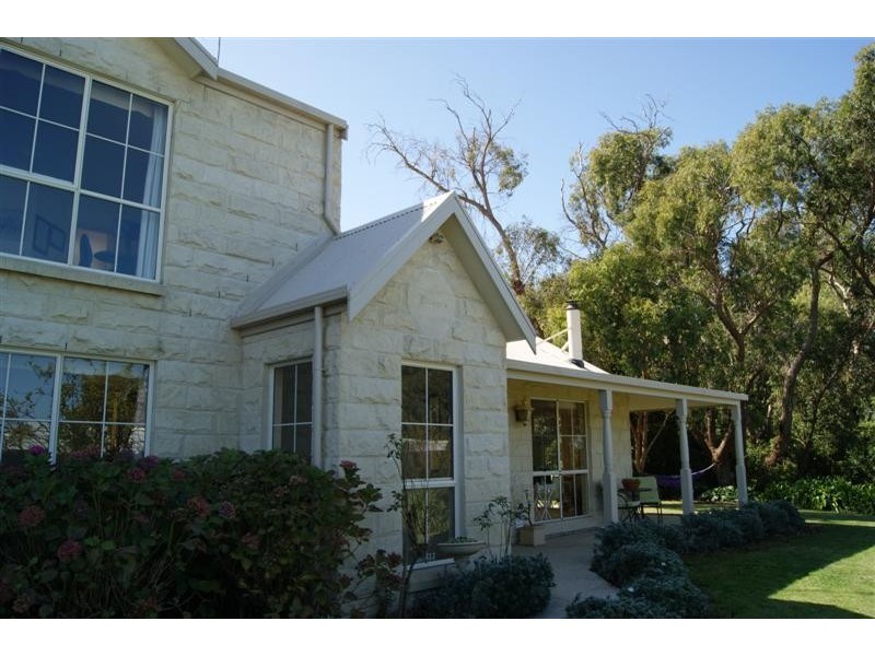 6 Western Street INVERLOCH 3996, Inverloch VIC 3996