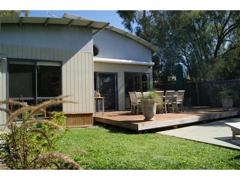 58 Pier Road INVERLOCH 3996, Inverloch VIC 3996
