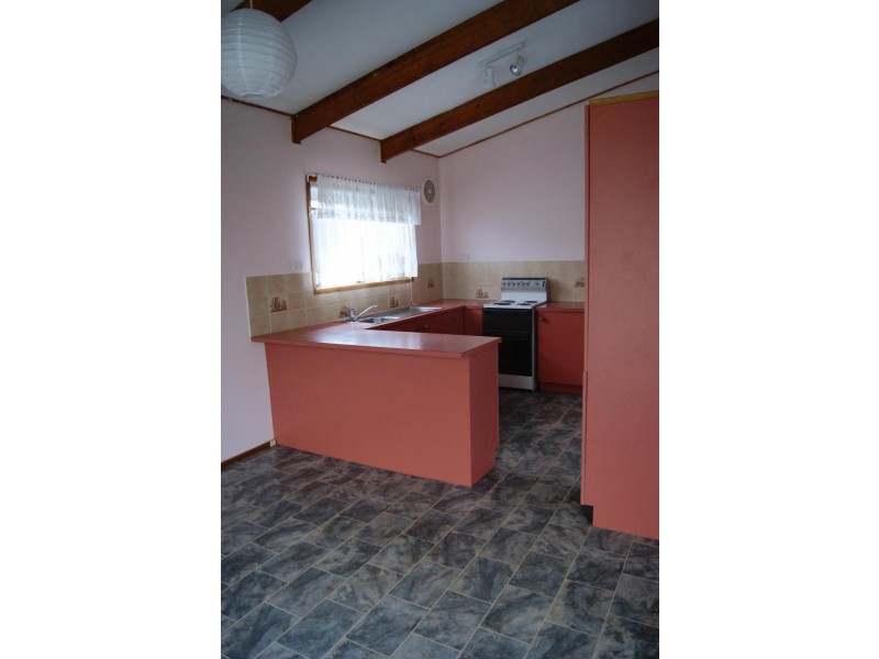 3 Katrina Street INVERLOCH 3996, Inverloch VIC 3996