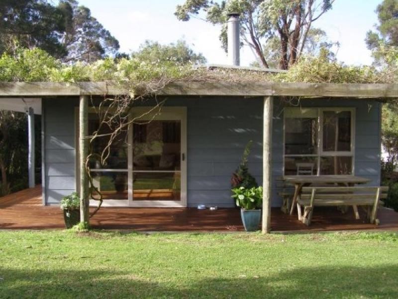 9 Lohr  Avenue INVERLOCH 3996, Inverloch VIC 3996