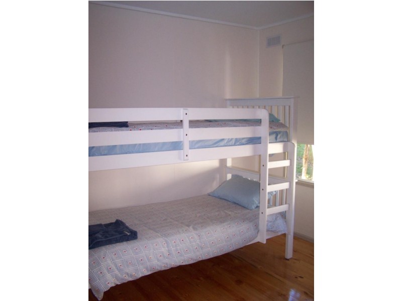 9 Lohr  Avenue INVERLOCH 3996, Inverloch VIC 3996