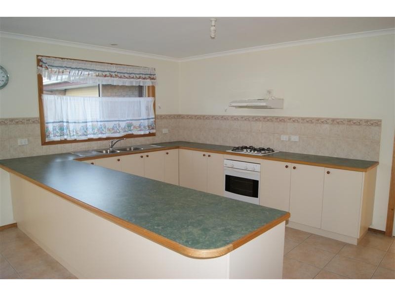 12 Heather Grove INVERLOCH 3996, Inverloch VIC 3996