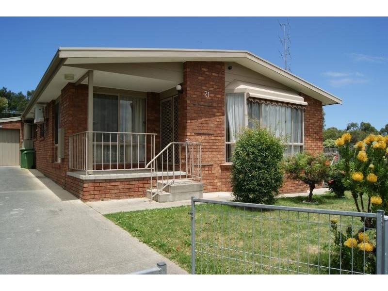21 Golf  Street INVERLOCH 3996, Inverloch VIC 3996