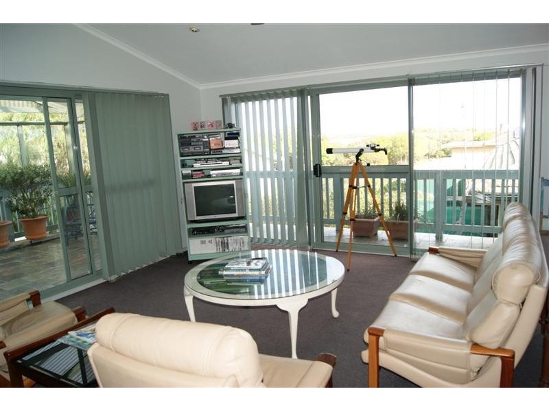 2B  Pier Road INVERLOCH 3996, Inverloch VIC 3996