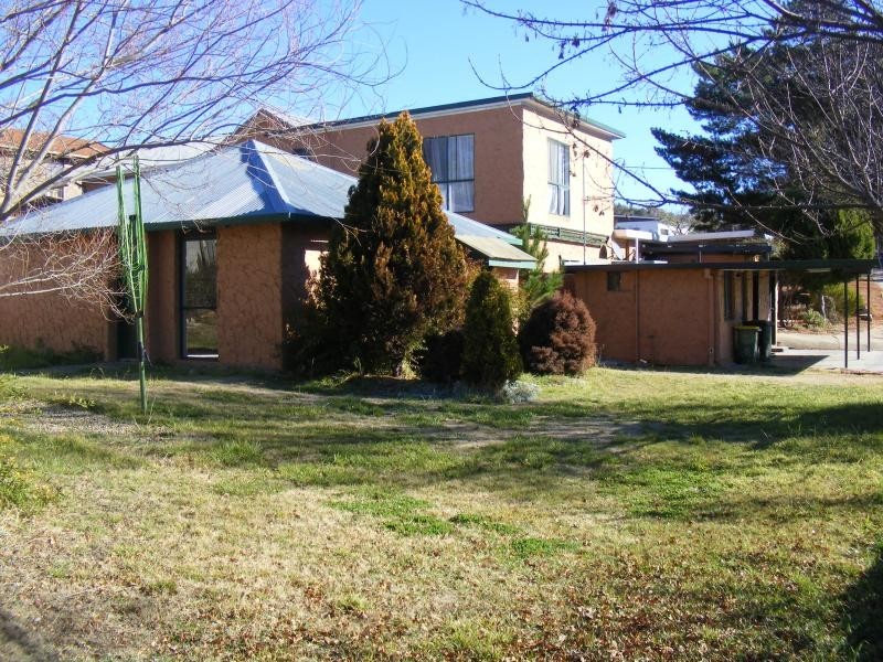 2 Mosely  Avenue COOMA 2630, Cooma NSW 2630