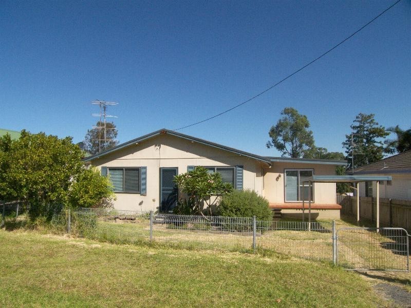 24 Cambridge Avenue KANWAL 2259, Kanwal NSW 2259