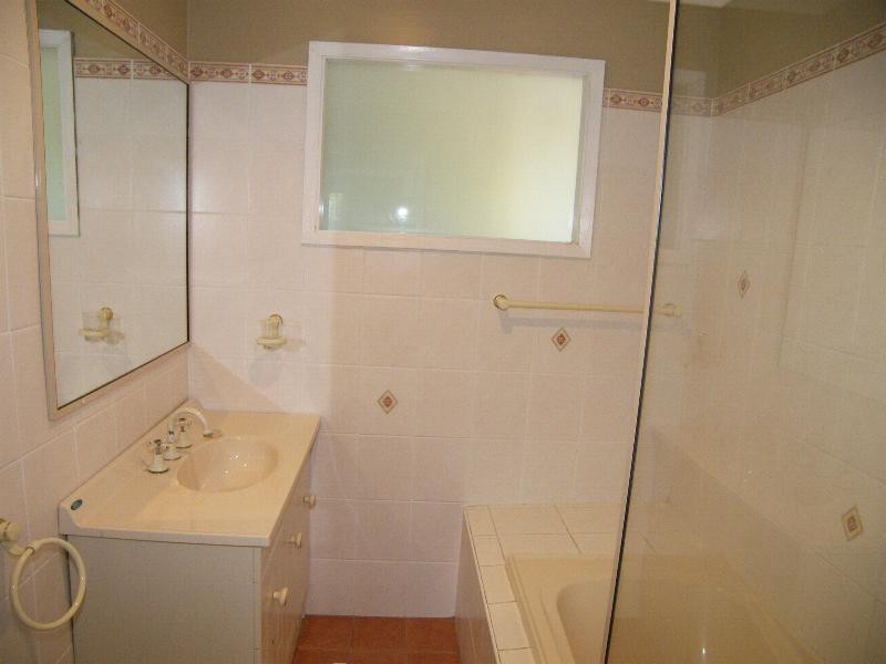 24 Cambridge Avenue KANWAL 2259, Kanwal NSW 2259