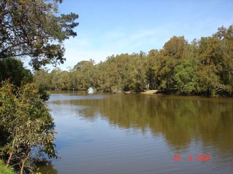 54 Geoffrey Road CHITTAWAY POINT 2261, Chittaway Point NSW 2261