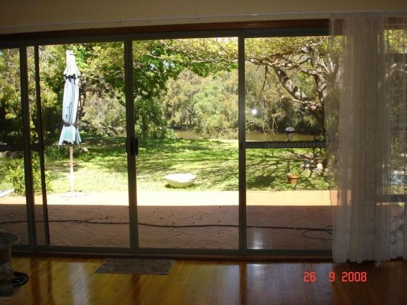 54 Geoffrey Road CHITTAWAY POINT 2261, Chittaway Point NSW 2261