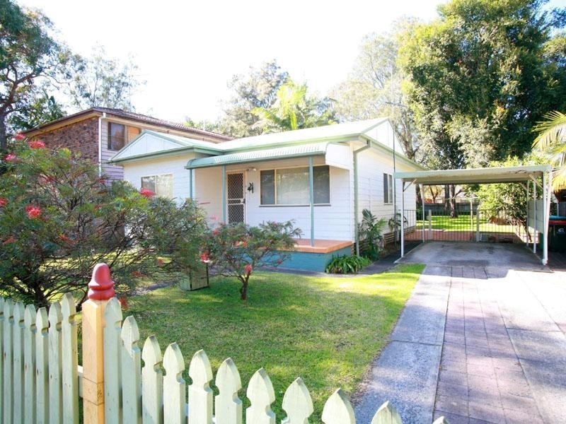 6 Henry Street CHITTAWAY POINT 2261, Chittaway Point NSW 2261