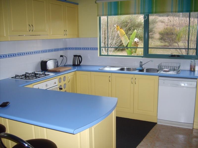 36 Walsh  Close WOLUMLA 2550, Wolumla NSW 2550