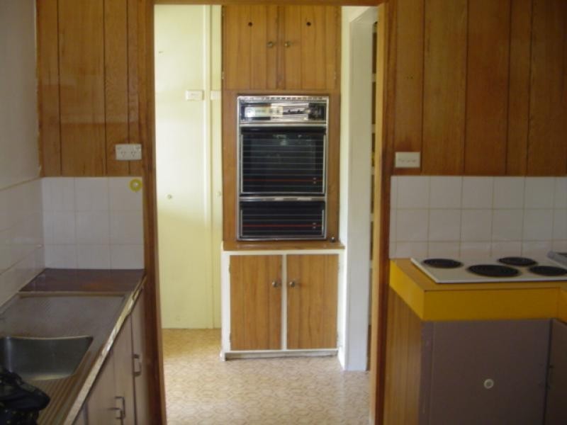 33 Glebe Avenue BEGA 2550, Bega NSW 2550