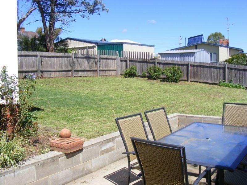 8 Blomfield Avenue BEGA 2550, Bega NSW 2550