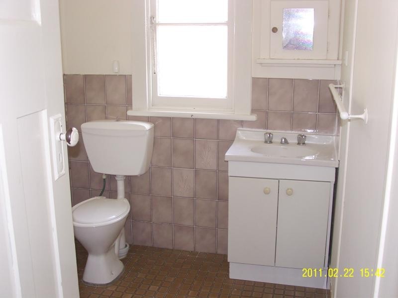 27 Parker  Street BEGA 2550, Bega NSW 2550