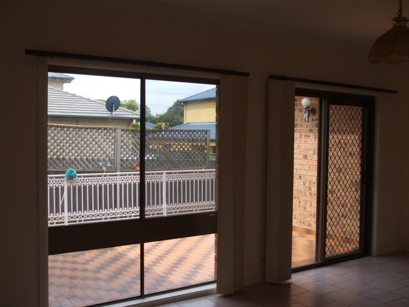 3/18  Russell  Avenue SANS SOUCI 2219, Sans Souci NSW 2219