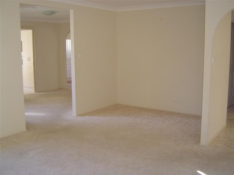 9 Lilac Place, Quakers Hill NSW 2763