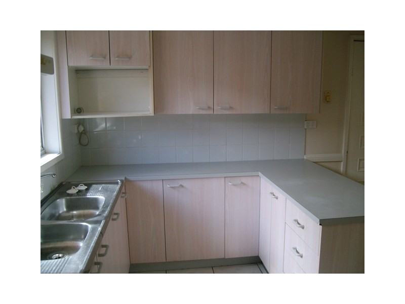 4 Whitby Road, Kings Langley NSW 2147