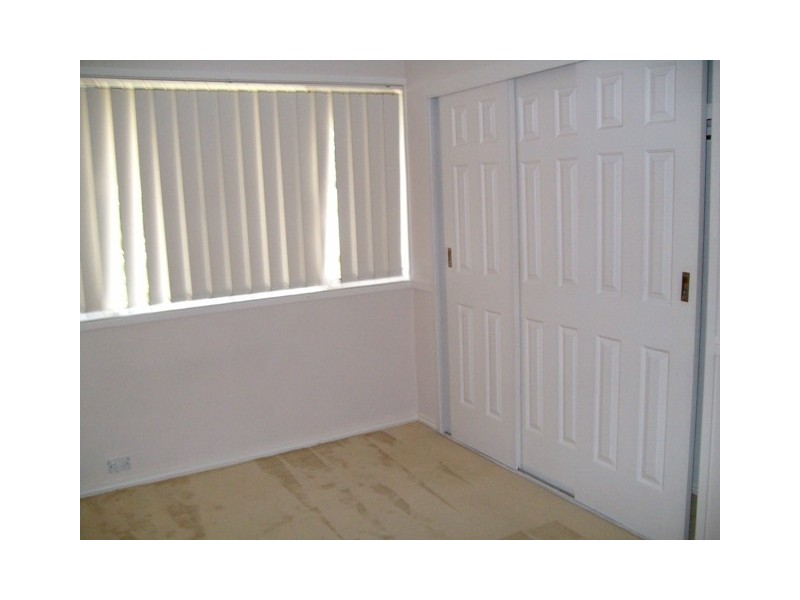 4 Whitby Road, Kings Langley NSW 2147