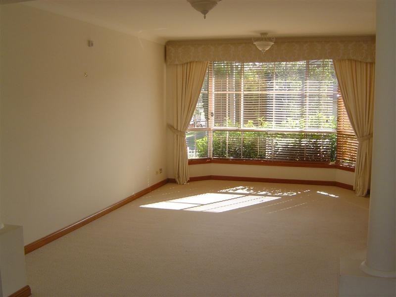 16 Cuthbert Avenue, Kellyville NSW 2155