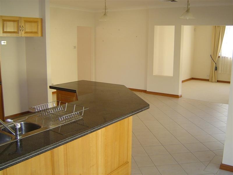 16 Cuthbert Avenue, Kellyville NSW 2155