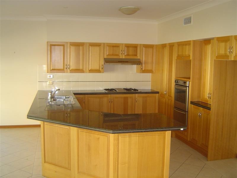 16 Cuthbert Avenue, Kellyville NSW 2155