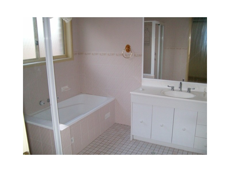 3/114 Donohue Street, Kings Park NSW 2148