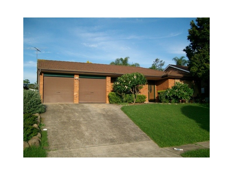 8 Icarus Place, Quakers Hill NSW 2763