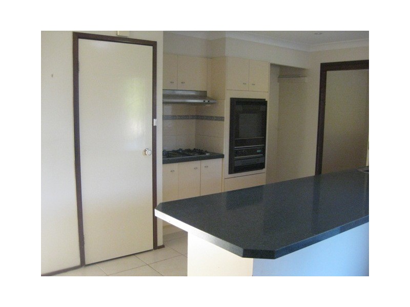 8 Icarus Place, Quakers Hill NSW 2763