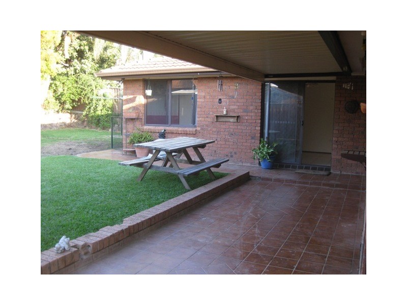 8 Icarus Place, Quakers Hill NSW 2763