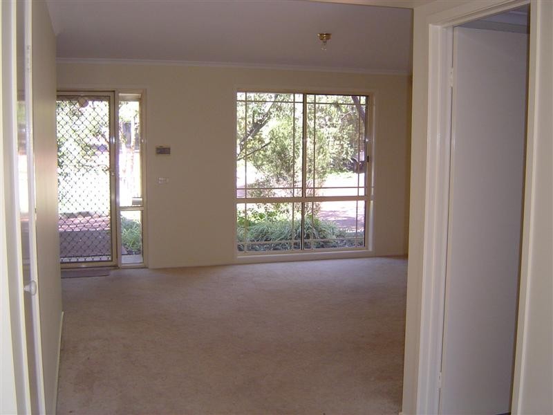 7/8 Hillcrest Road, Quakers Hill NSW 2763