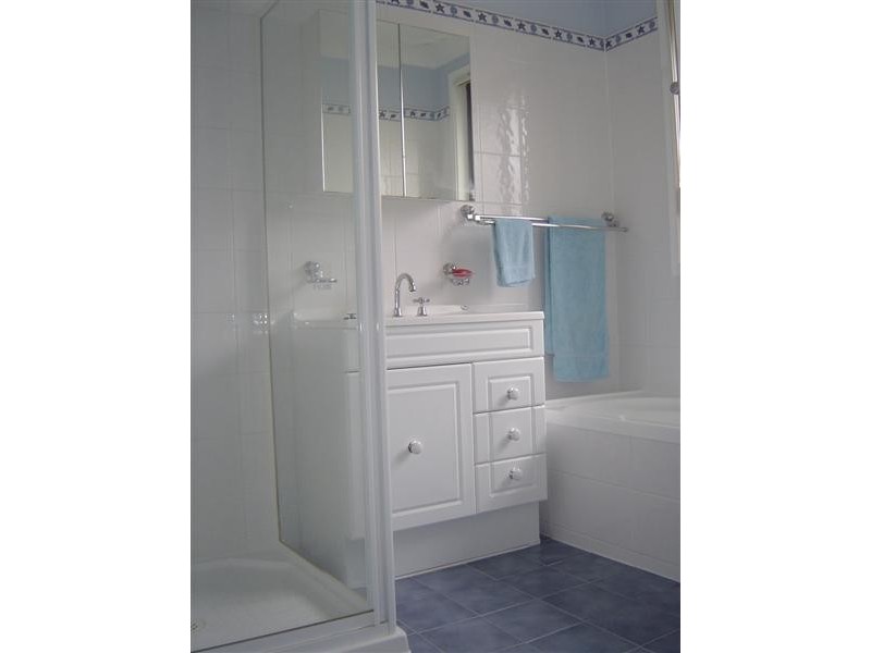 92 Tallagandra Road, Quakers Hill NSW 2763