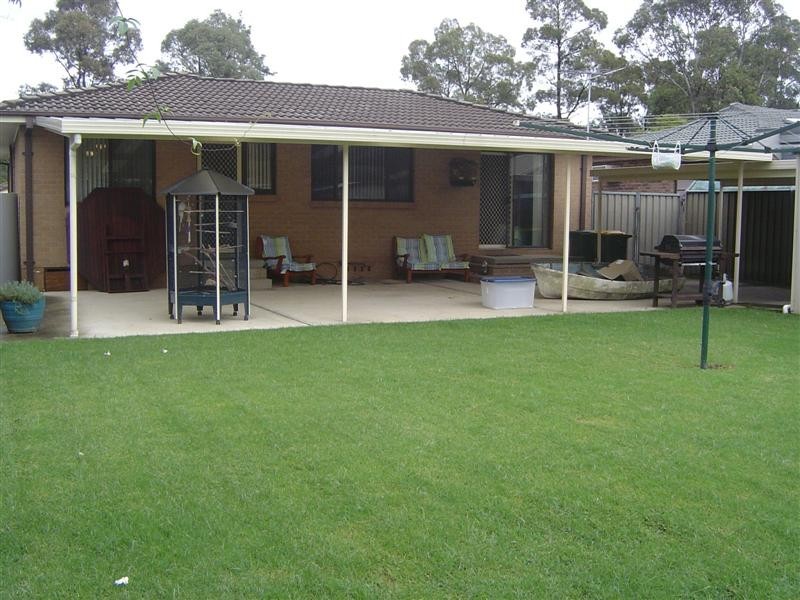 92 Tallagandra Road, Quakers Hill NSW 2763