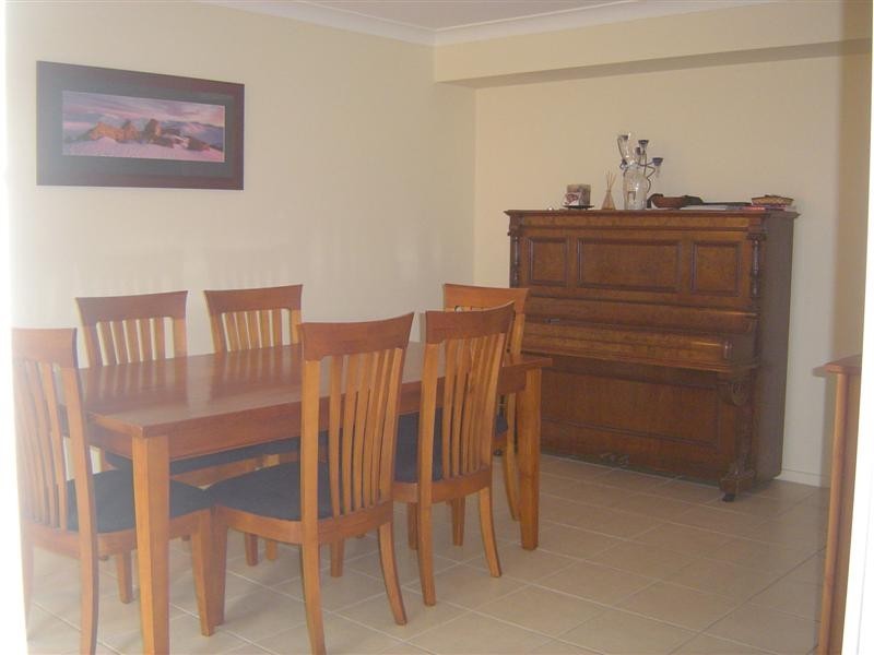 15 Treetops Circuit, Quakers Hill NSW 2763