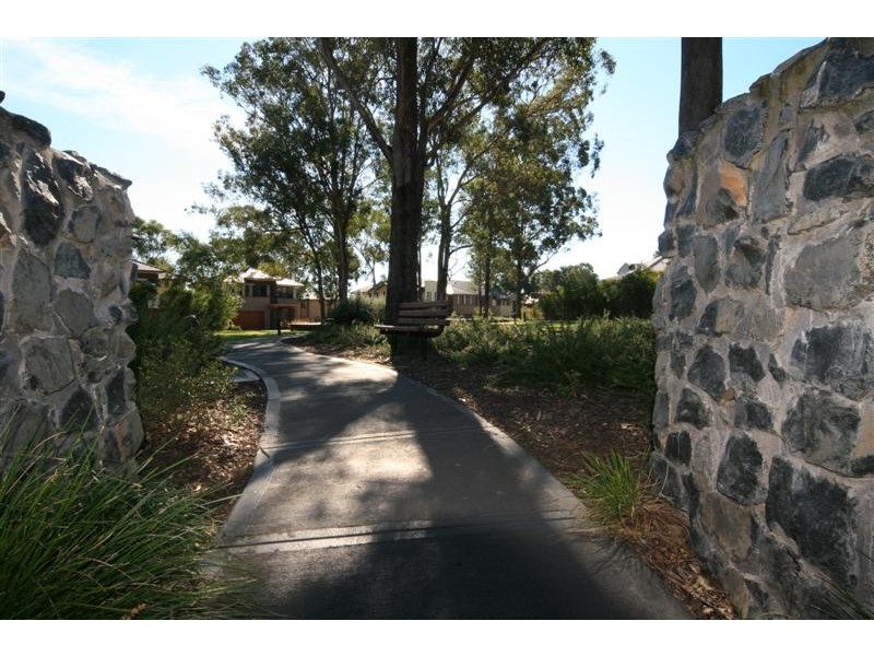 15 Treetops Circuit, Quakers Hill NSW 2763