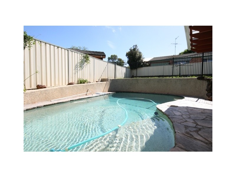 6 Heather Place, Acacia Gardens NSW 2763