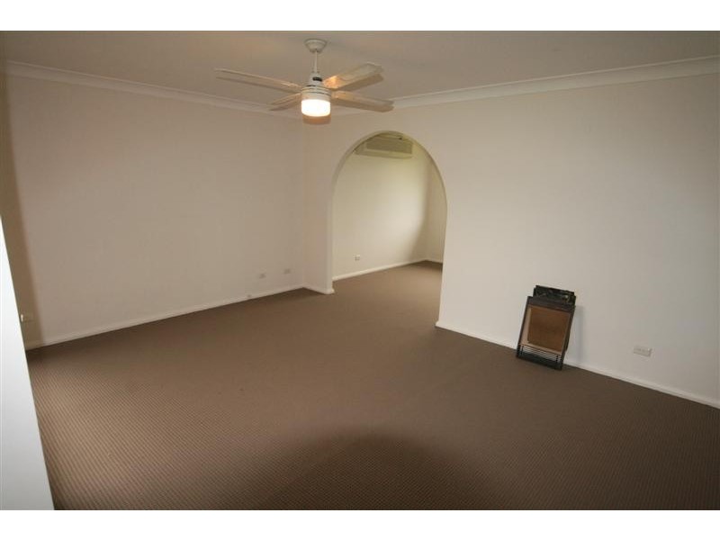 52 Elsom Street, Kings Langley NSW 2147