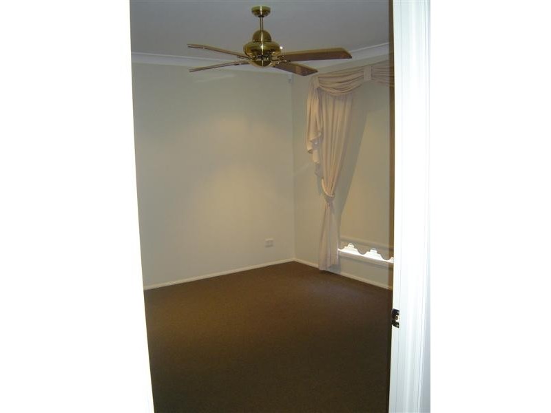 58 Summerfield Avenue, Quakers Hill NSW 2763