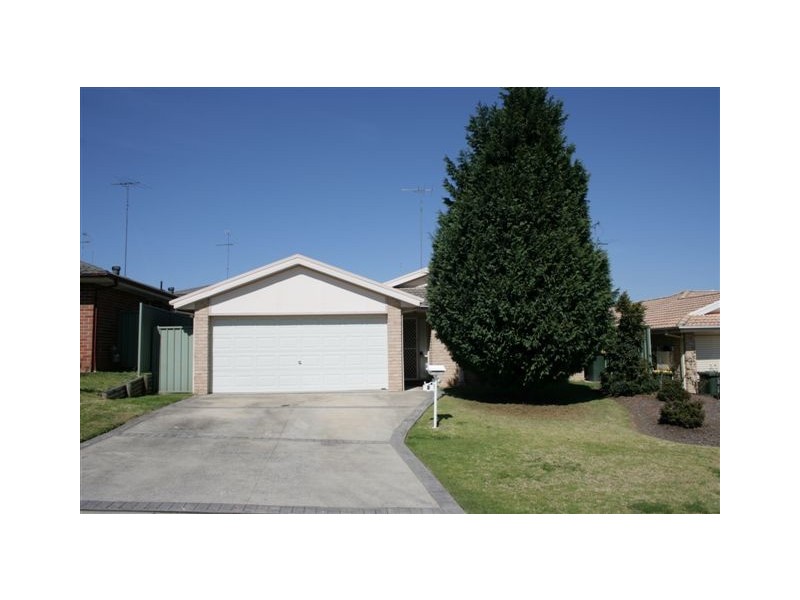 4 Nixon Street, Glenwood NSW 2768